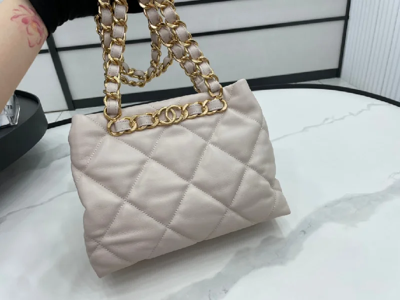 Chanel - Luxury Bag - CHL - 646