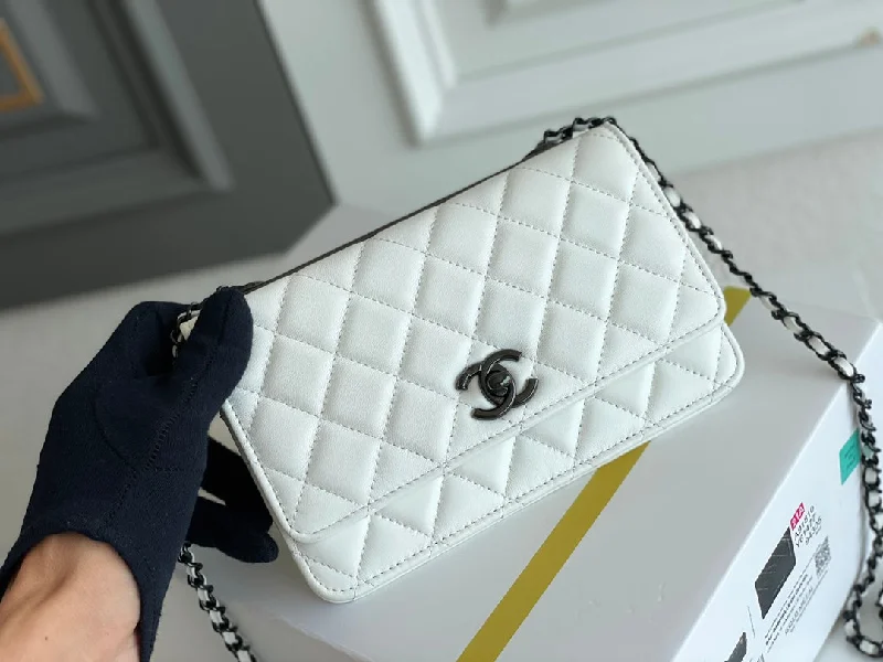 Chanel - Luxury Bag - CHL - 609