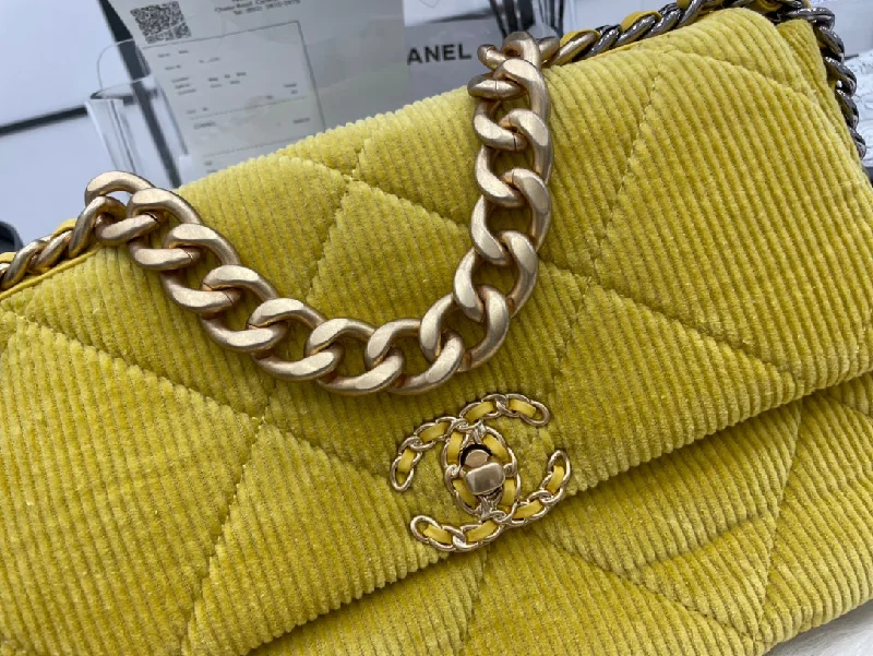 Chanel - Luxury Bag - CHL - 675